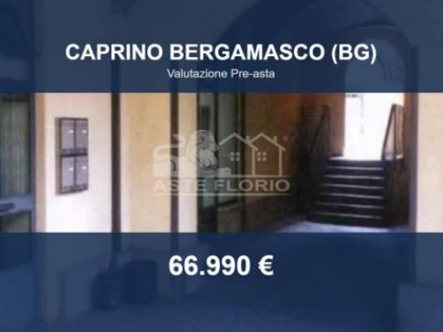 Locale Commerciale in vendita a Caprino Bergamasco, Lombardia