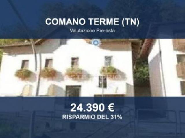 Locale Commerciale in vendita a Comunità delle Giudicarie, Comano