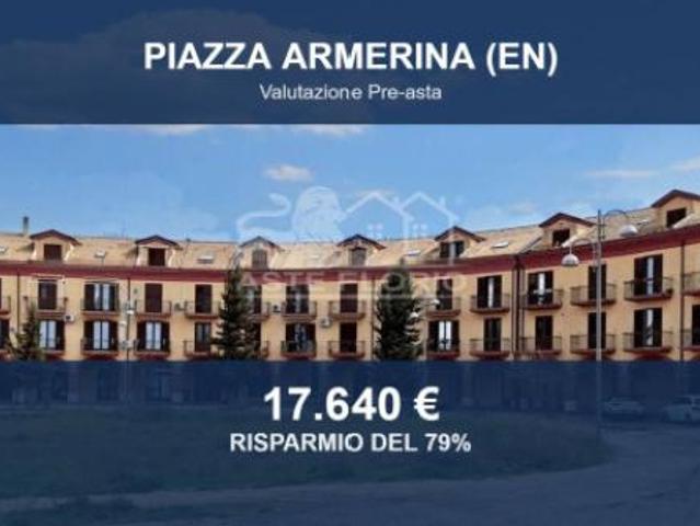 Locale Commerciale in vendita a Piazza, Sicilia