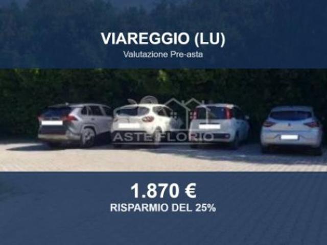 Box in vendita a Viareggio, Toscana