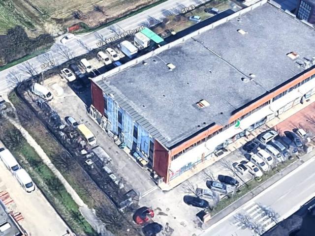 Locale Commerciale in vendita a Abano Terme Bagni, Veneto