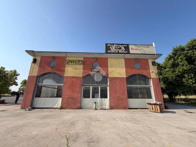 Locale Commerciale in vendita a Acquafredda, Lombardia