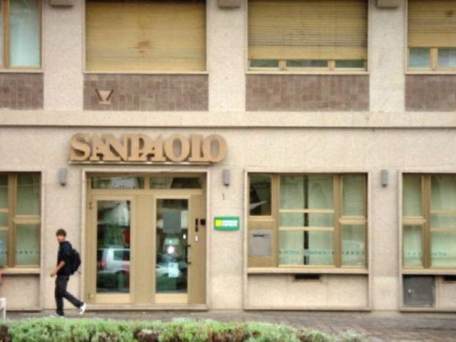 Locale Commerciale in vendita a Piemonte, Alessandria