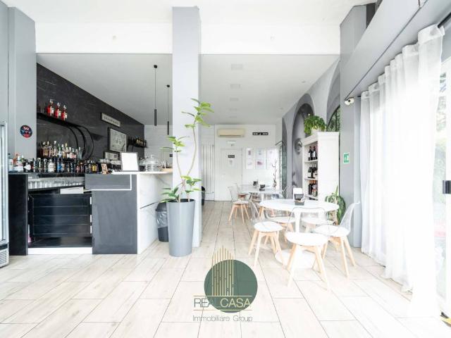 Locale Commerciale in vendita a Agrate Brianza, Lombardia
