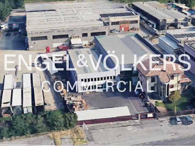 Locale Commerciale in vendita a Agrate Brianza, Lombardia