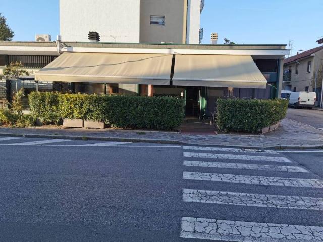 Locale Commerciale in vendita a Agrate Brianza, Lombardia