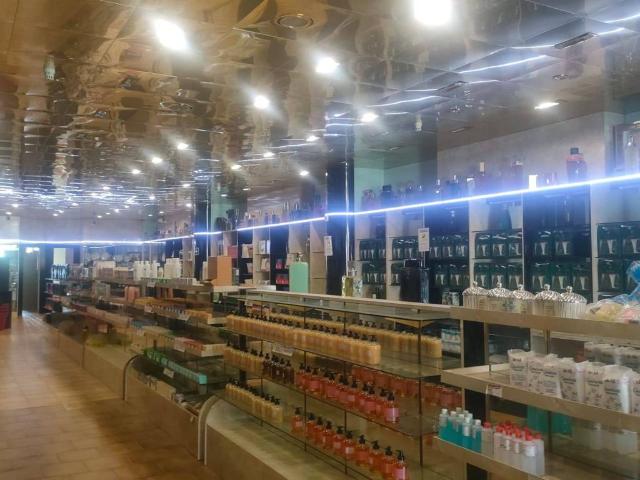 Locale Commerciale in vendita a Villaggio Mosè, Agrigento