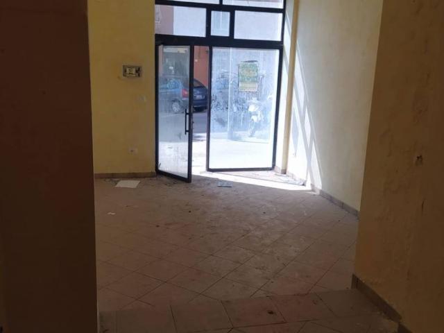 Locale Commerciale in vendita a Agrigento, Sicilia