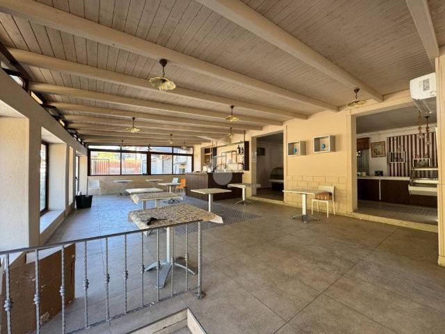 Locale Commerciale in vendita a Cannatello, Agrigento
