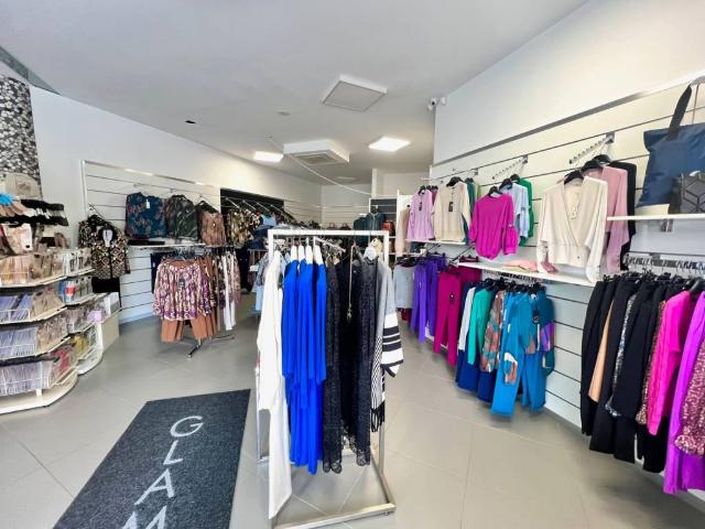 Locale Commerciale in vendita a Agropoli, Campania