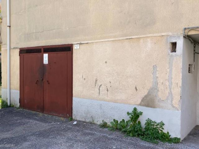 Locale Commerciale in vendita a Agropoli, Campania