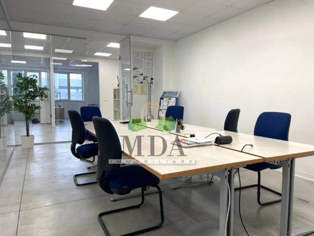 Locale Commerciale in vendita a Unione dei Comuni della Val Vibrata, Alba Adriatica