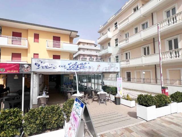 Locale Commerciale in vendita a Villa Fiore, Alba Adriatica