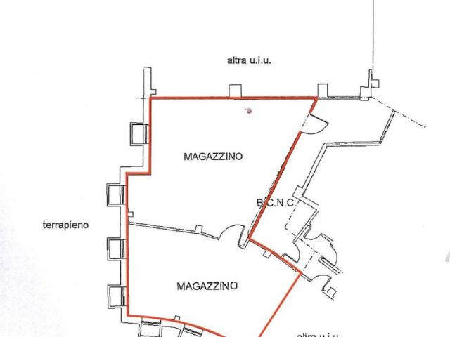 Locale Commerciale in vendita a Piemonte, Cuneo
