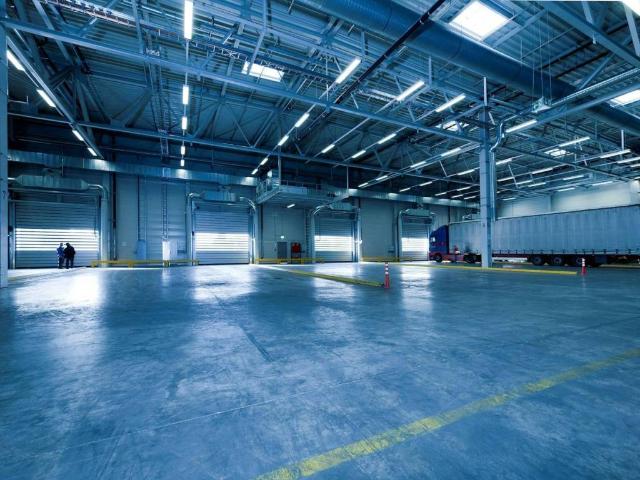 Locale Commerciale in vendita a Piemonte, Cuneo