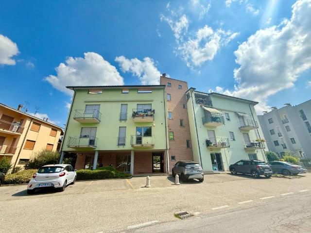 Locale Commerciale in vendita a Piemonte, Cuneo