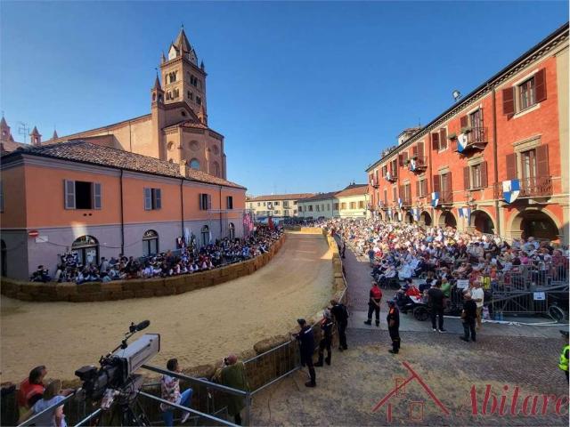 Locale Commerciale in vendita a Piemonte, Cuneo