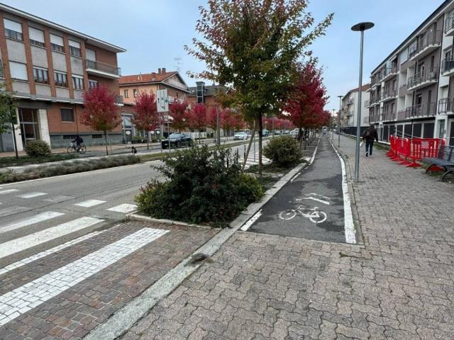 Locale Commerciale in vendita a Piemonte, Cuneo