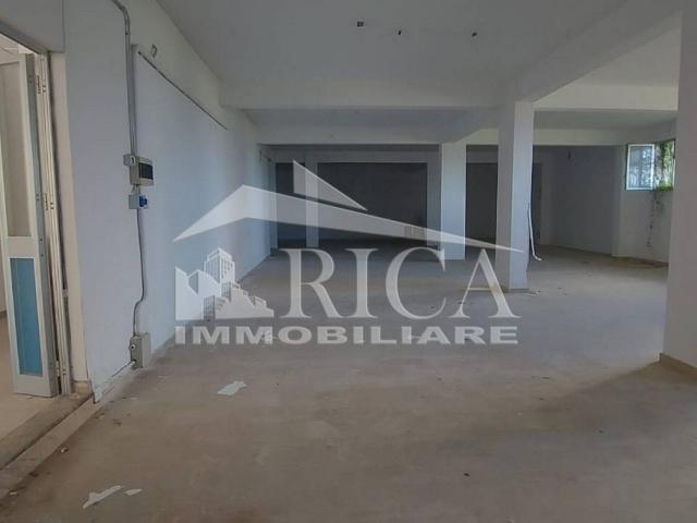 Locale Commerciale in vendita a Alcamo, Sicilia