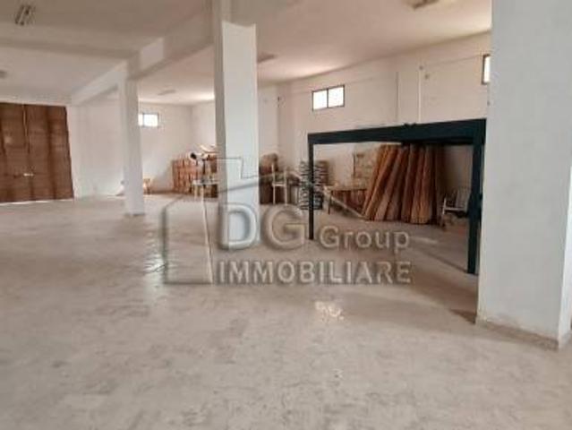 Locale Commerciale in vendita a Alcamo, Sicilia