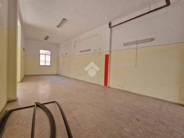 Locale Commerciale in vendita a Alcamo, Sicilia