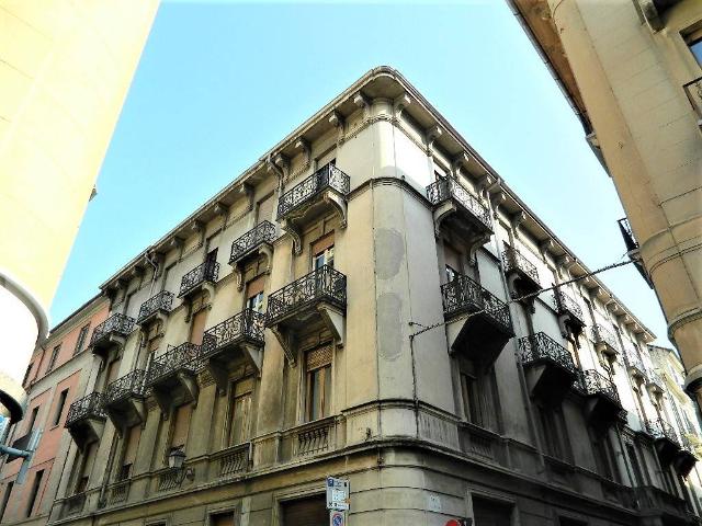 Locale Commerciale in vendita a Piemonte, Alessandria
