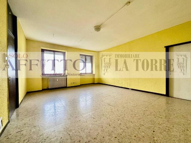 Locale Commerciale in vendita a Piemonte, Alessandria