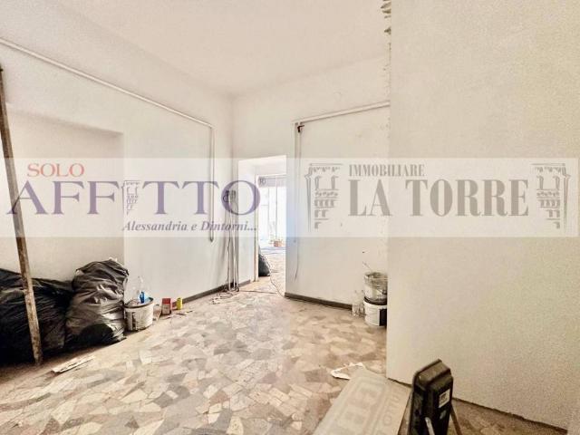 Locale Commerciale in vendita a Piemonte, Alessandria