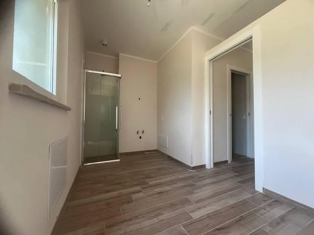 Locale Commerciale in vendita a Piemonte, Alessandria