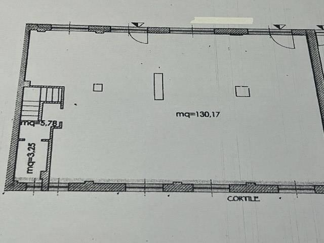 Locale Commerciale in vendita a Alessandria