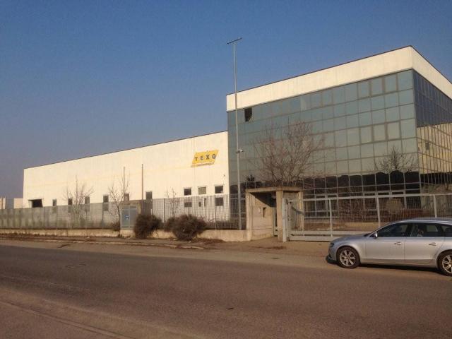 Locale Commerciale in vendita a Piemonte, Alessandria