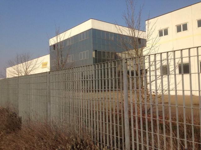 Locale Commerciale in vendita a Piemonte, Alessandria