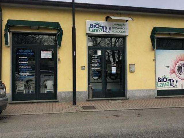 Locale Commerciale in vendita a Piemonte, Alessandria