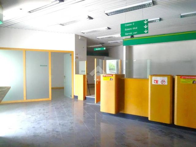 Locale Commerciale in vendita a Piemonte, Alessandria