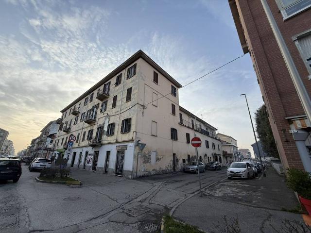 Locale Commerciale in vendita a Piemonte, Alessandria