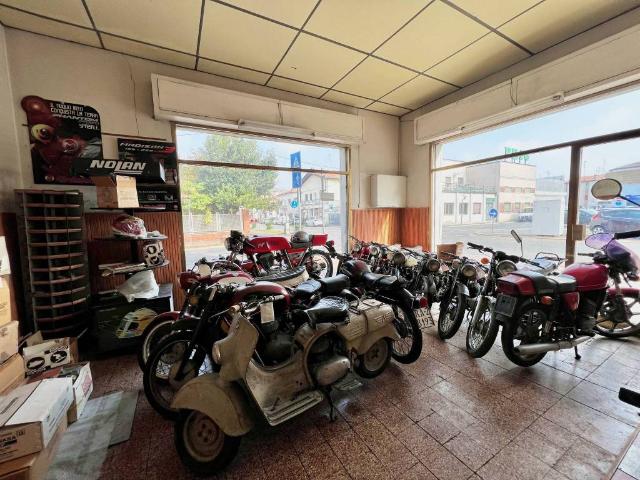 Locale Commerciale in vendita a Unione dei comuni della Bassa Romagna, Alfonsine