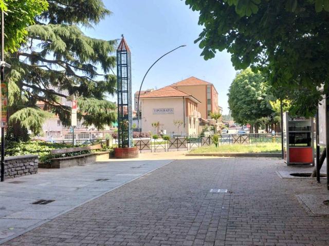 Locale Commerciale in vendita a Piemonte, Torino