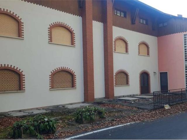 Palazzo in vendita a Alta Valle Intelvi, Lanzo D'intelvi