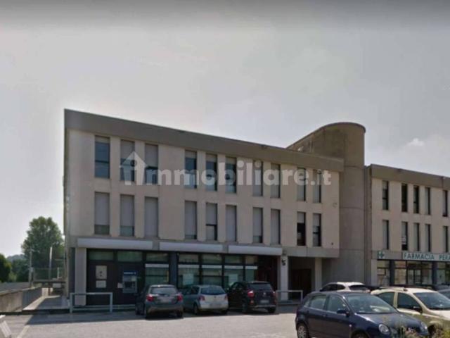 Locale Commerciale in vendita a Altavilla Vicentina, Veneto