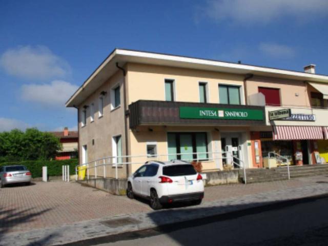 Locale Commerciale in vendita a Fonte, Altivole