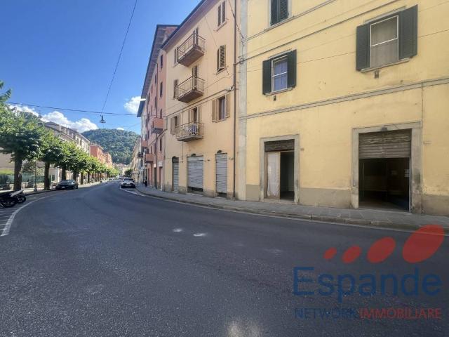 Locale Commerciale in vendita a Unione dell'Alto Reno, Granaglione