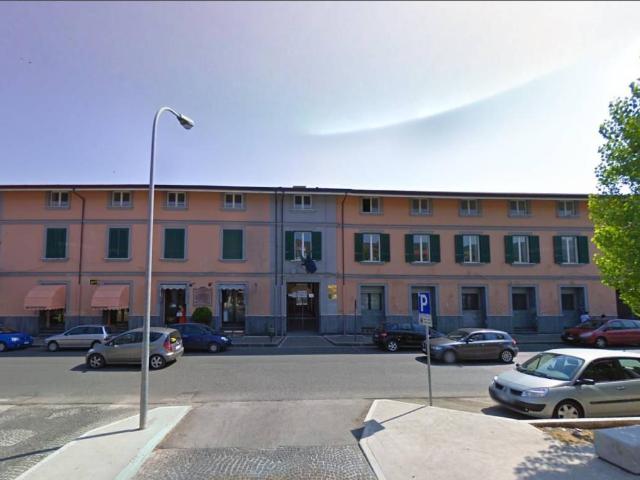 Locale Commerciale in vendita a Alvignano, Campania