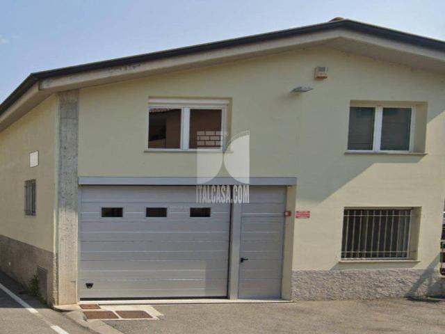 Locale Commerciale in vendita a Alzano Sopra, Alzano Lombardo