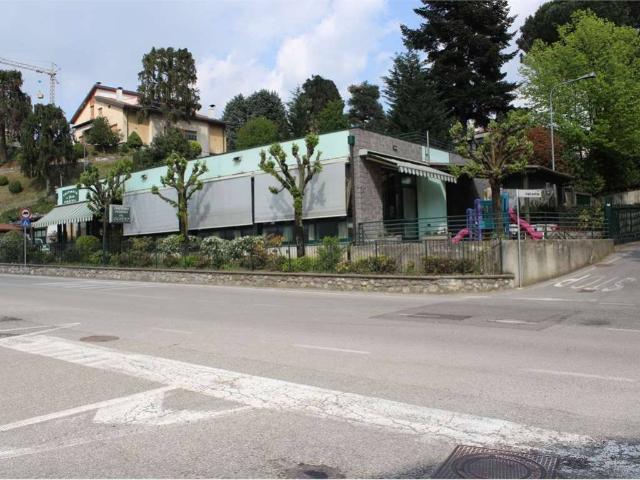 Locale Commerciale in vendita a Verzago, Alzate Brianza