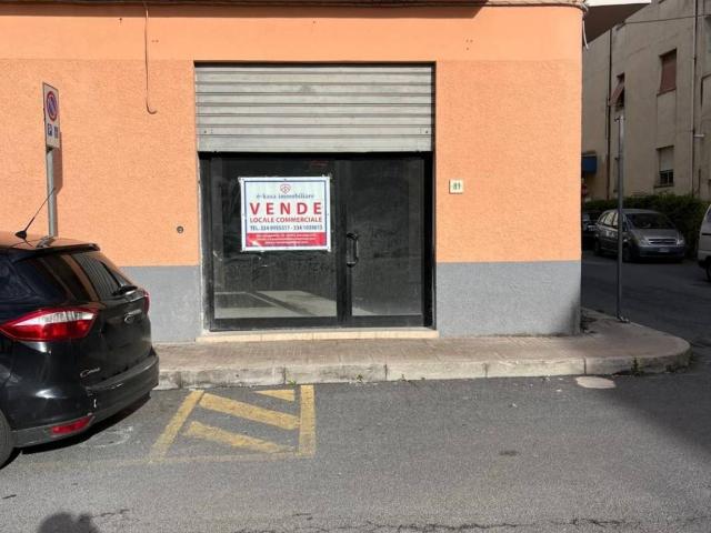 Locale Commerciale in vendita a Amantea Paese, Calabria