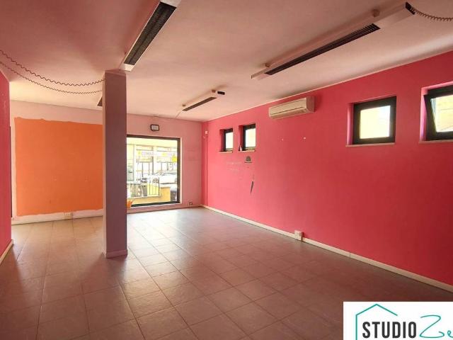Locale Commerciale in vendita a Amelia, Umbria