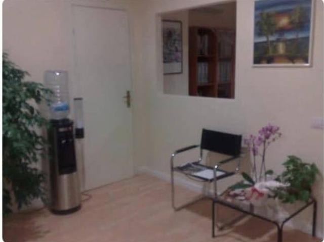 Locale Commerciale in vendita a Tavernelle, Marche