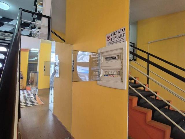 Locale Commerciale in vendita a Piano San Lazzaro, Marche