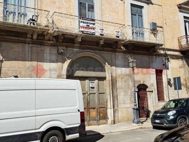 Locale Commerciale in vendita a San Valentino, Puglia