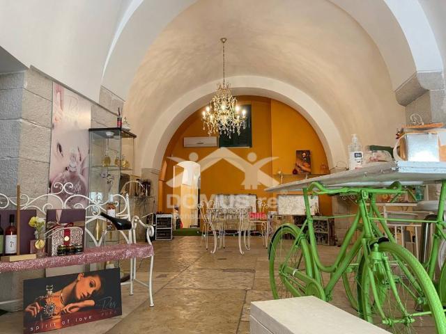 Locale Commerciale in vendita a San Valentino, Puglia
